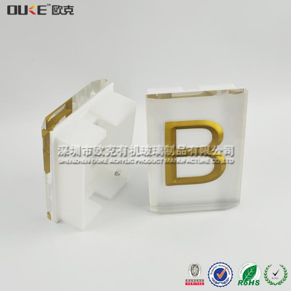 亞克力發(fā)光字
